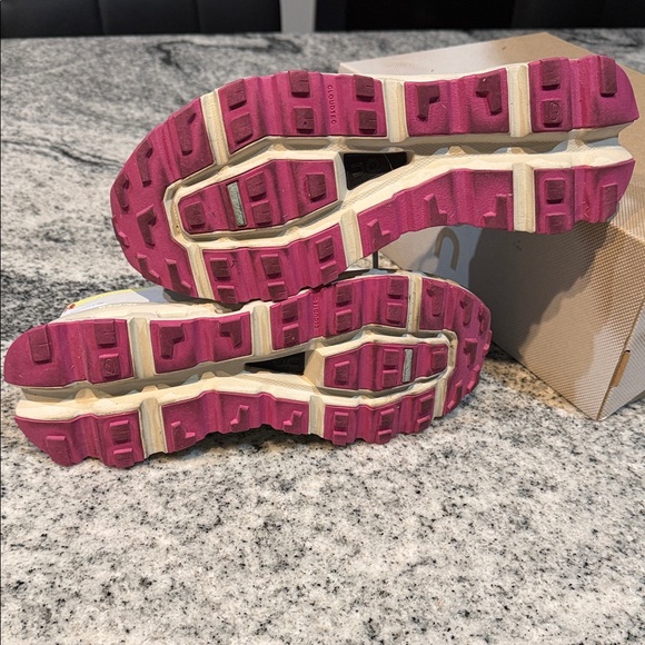 ON Women's Cloudvista Athletic Shoes - White and Pink - Picture 3 of 6